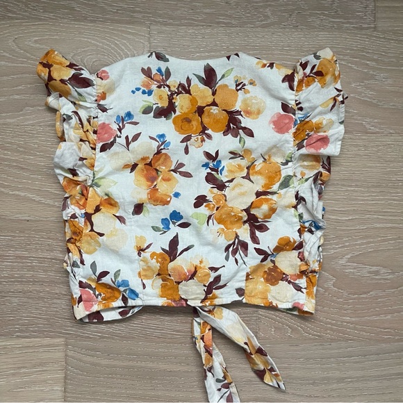Abercrombie Linen Tie Front Floral Crop - Picture 3 of 6